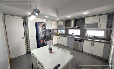 Casa 5 ambientes en Quilmes -Apto credito