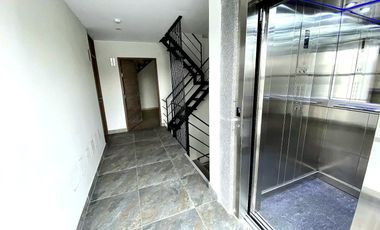 En venta duplex de estreno en Jose luis Bustamante y Rivero