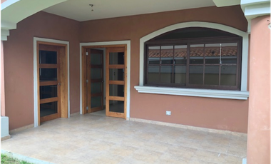 Casa en el Doral JAC