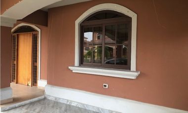 Casa en el Doral JAC