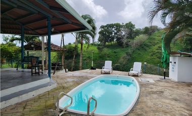 Se Vende Finca de 12 Has en Capira Trinidad con Casa Campestre (DR)