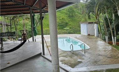 Finca en venta 12 Has en Capira Trinidad - con Casa Campestre  (DR)