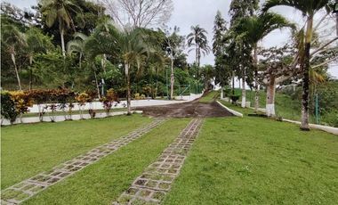 Se Vende Finca de 12 Has en Capira Trinidad con Casa Campestre (DR)