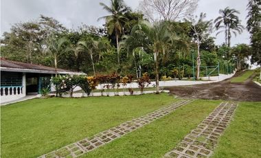 Se Vende Finca de 12 Has en Capira Trinidad con Casa Campestre (DR)