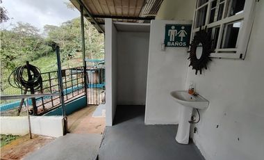 Se Vende Finca de 12 Has en Capira Trinidad con Casa Campestre (DR)