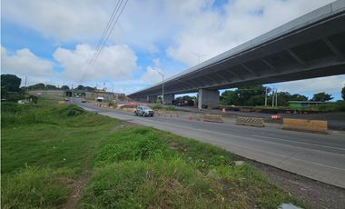 Terreno en venta  con plaza comercial en Chorrera- Guadalupe (DR)