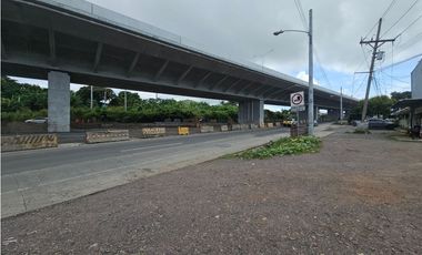 Terreno en venta  con plaza comercial en Chorrera- Guadalupe (DR)