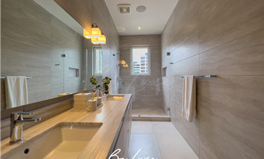 VENDO CASA A ESTRENAR EN SANTA MARIA (P)