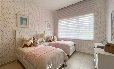 VENDO CASA A ESTRENAR EN SANTA MARIA (P)