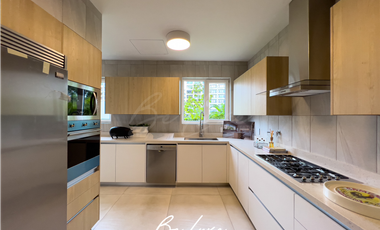 VENDO CASA A ESTRENAR EN SANTA MARIA (P)