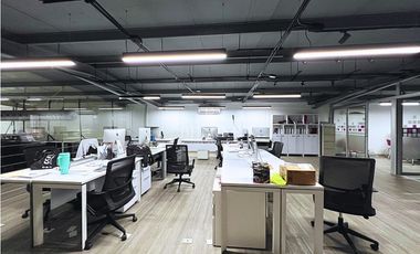 VENTA O ALQUILER DE BODEGA/GALERA CON OFICINAS, COCO DEL MAR (8)