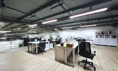 VENTA O ALQUILER DE BODEGA/GALERA CON OFICINAS, COCO DEL MAR (8)