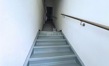 VENTA O ALQUILER DE BODEGA/GALERA CON OFICINAS, COCO DEL MAR (8)