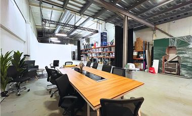 VENTA O ALQUILER DE BODEGA/GALERA CON OFICINAS, COCO DEL MAR (8)