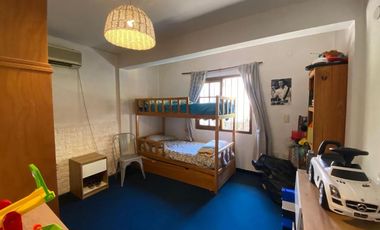 Casa en venta en Ezpeleta Este