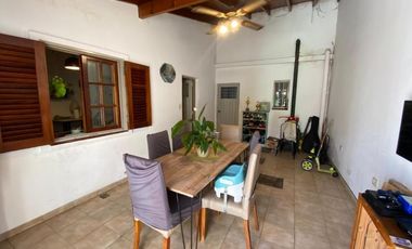 Casa en venta en Ezpeleta Este