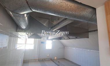 Local Comercial en Arriendo en Amancay