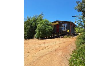 SE VENDE HERMOSA PARCELA CON CABAÑAS PARA INVERSION EN ALGARROBO