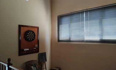 Casa en venta - 4 Dormitorios 3 Baños - Cocheras - 350Mts2 - Quilmes Oeste
