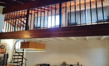 Casa en venta - 4 Dormitorios 3 Baños - Cocheras - 350Mts2 - Quilmes Oeste