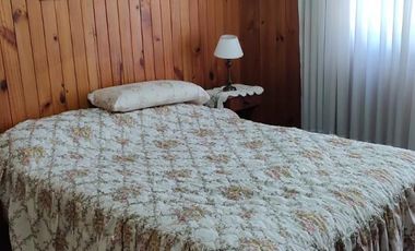 Casa en venta - 4 Dormitorios 3 Baños - Cocheras - 350Mts2 - Quilmes Oeste