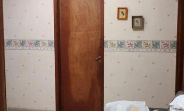 Casa en venta - 4 Dormitorios 3 Baños - Cocheras - 350Mts2 - Quilmes Oeste