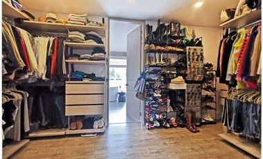 VENTA DE BELLA CASA EN EL CLUB SAN JACINTO, 1060 M2 POR $3.200'000.000