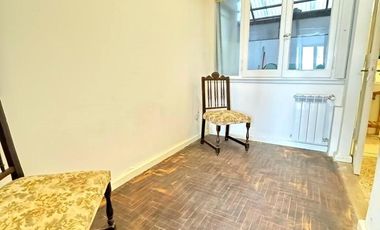 Departamento en  venta de 4 ambientes ubicado a metros del Shopping Los Gallegos. Totalmente reciclado. externo . balcon corrido