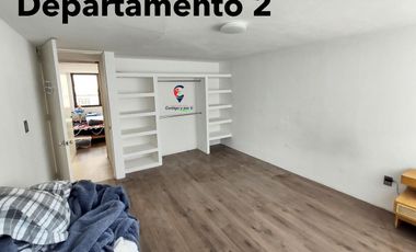 EDIFICIO - OLIVAR DEL CONDE. – EDIFICIO con 3 departamentos independientes