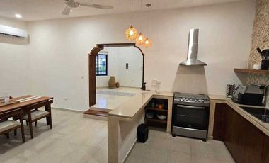 VENTA DE CASA EN COLONIA CENTRO, MERIDA