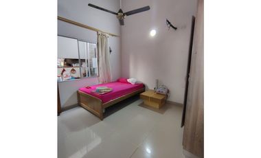 VENTA DE CASA DE TRES NIVELES EN EL B/ VILLANOVA DE MONTERIA