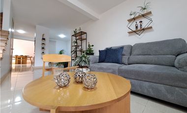 Casa en Venta en Belén La Palma – Totalmente Remodelada y Exclusiva