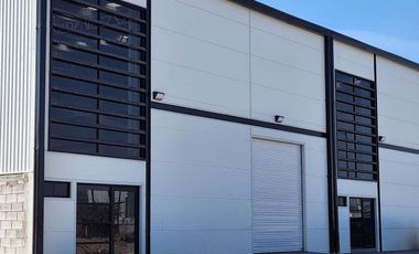 BODEGA INDUSTRIAN EN MICRO PARQUE POR PIQ