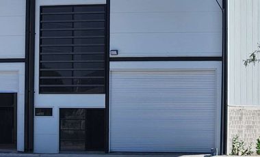 BODEGA INDUSTRIAN EN MICRO PARQUE POR PIQ