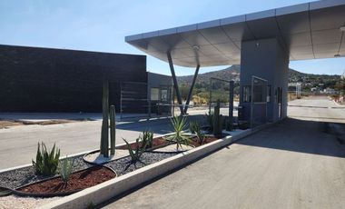 BODEGA INDUSTRIAN EN MICRO PARQUE POR PIQ
