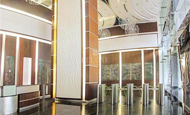 ALQUILER O VENTA DE OFICINA AMOBLADA, EN TORRE BICSA (P)