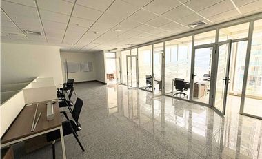 ALQUILER O VENTA DE OFICINA AMOBLADA, EN TORRE BICSA (P)