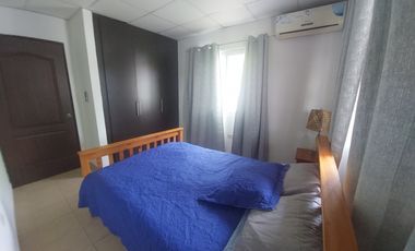 ALQUILER DE CASA AMOBLADA EN BARRIADA CERRADA EN PENONOME