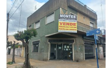 CASA CON LOCAL. SOBRE AV SEGUI