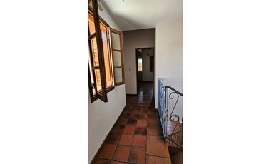 CASA · VENTA · BARRIO PARQUE · 3 DORMITORIOS · PILETA · GODOY CRUZ