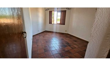CASA · VENTA · BARRIO PARQUE · 3 DORMITORIOS · PILETA · GODOY CRUZ