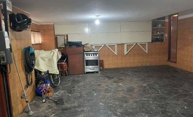 Casa PH en venta en Sarandi Oeste