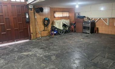 Casa PH en venta en Sarandi Oeste