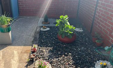 Casa en Venta en Valaquia / Av. Ecuador / Villa Parque Alameda