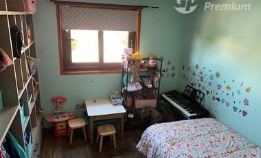 Casa en Venta en Valaquia / Av. Ecuador / Villa Parque Alameda