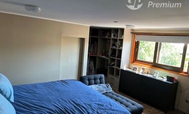Casa en Venta en Valaquia / Av. Ecuador / Villa Parque Alameda