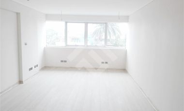 Oficina en Venta en Metro Lo Vial