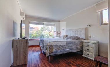 Casa en venta en LA REINA