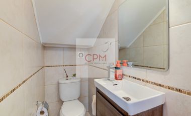 Casa en venta en LA REINA