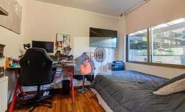 Casa en venta en LA REINA